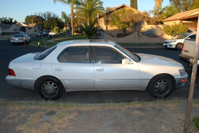 1994 Lexus LS LEATHER - photo 2