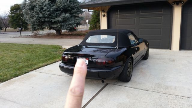 1994 Mazda MX-5 Miata Tan