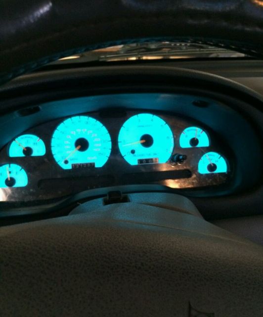 1994 Ford Mustang GT - photo 11