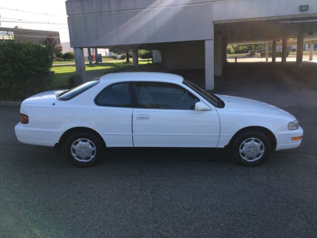 1994 Toyota Camry 2 DOOR - photo 2
