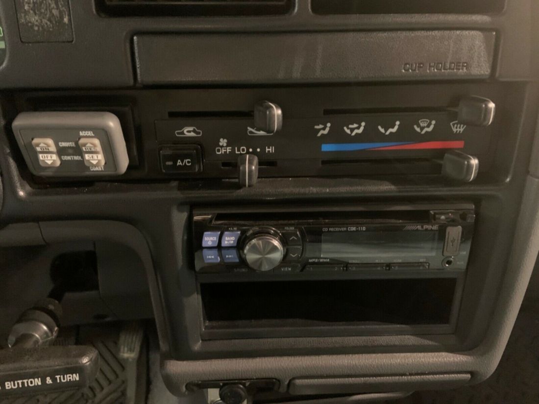 1994 Toyota Tacoma - photo 11