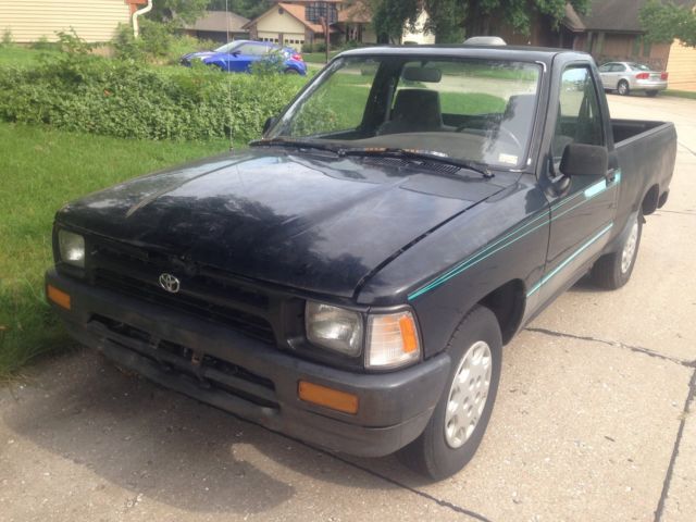 1994 Toyota Pickup - photo 2