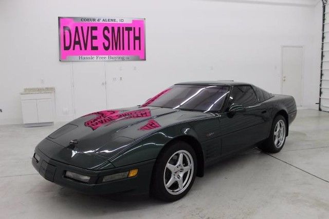 1994 Chevrolet Corvette Base Hatchback 2-Door - photo 2
