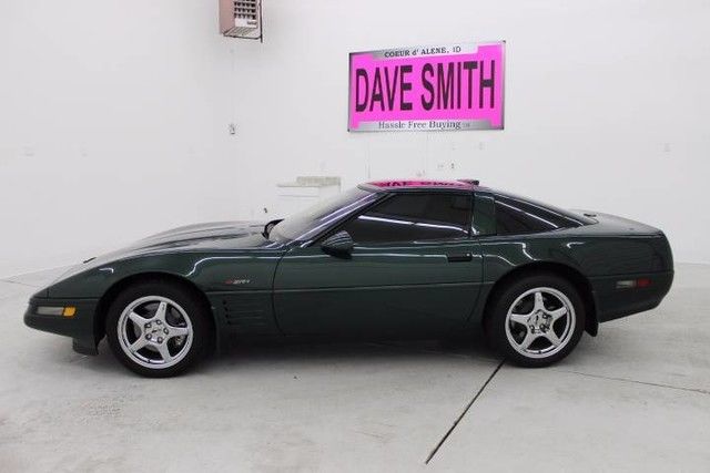 1994 Chevrolet Corvette Base Hatchback 2-Door - photo 3