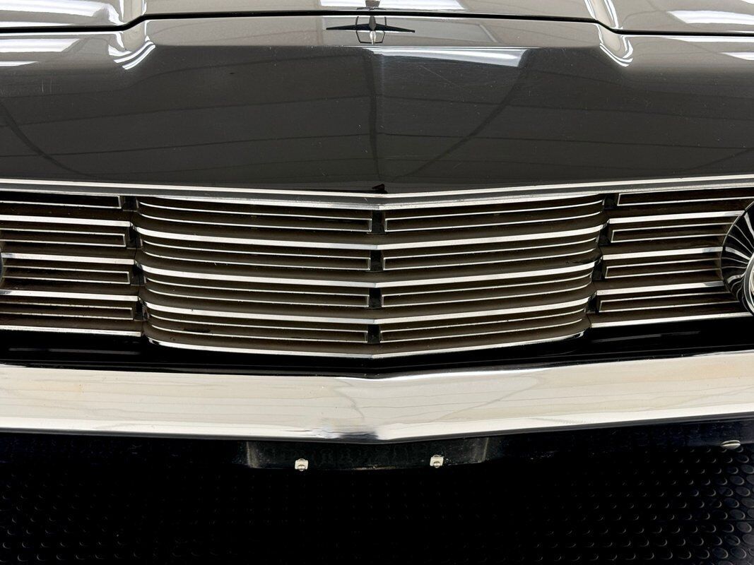 1965 Lincoln Continental Convertible - photo 9
