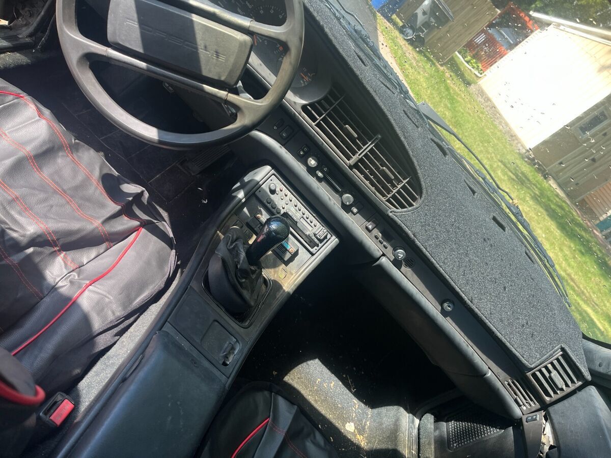 1985 Porsche 944 - photo 8