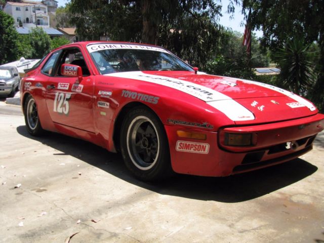 944 Spec Race Car – Ready for the track! 1984 Porsche 944 Race Car
