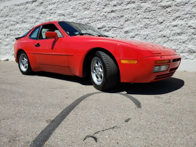 1986 Porsche 944 - photo 2