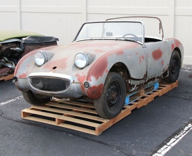 948cc 4 Cylinder/Supposed Good Runner/Twin SU Carbs/Good Parts/Jaeger Gauges 1960 Austin Healy Sprite