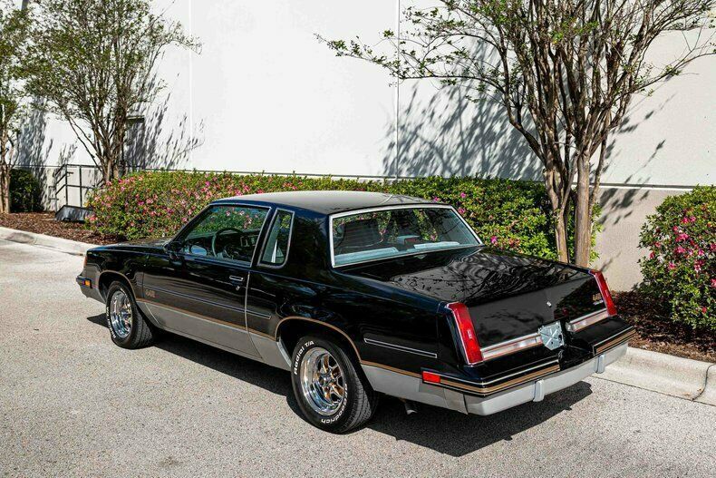 1987 Oldsmobile 442 - photo 4