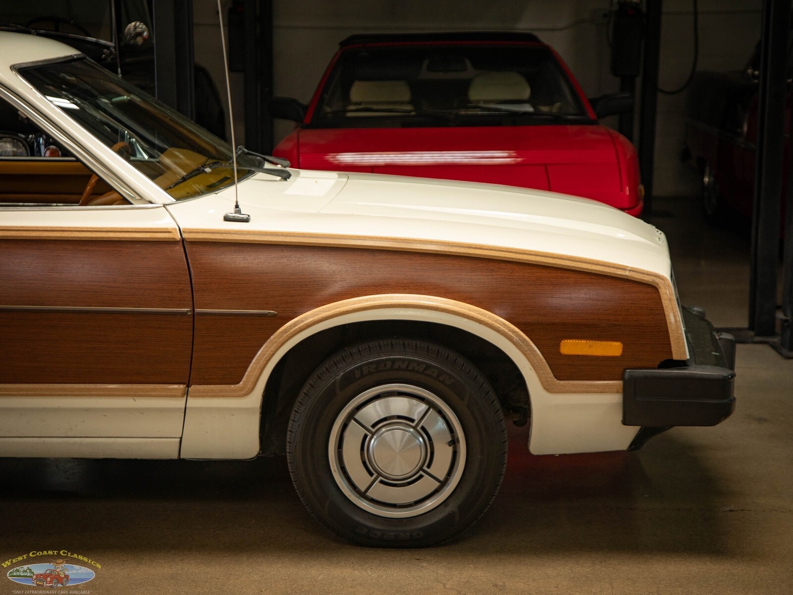 1980 Ford Pinto Squire 2 Door Station Wagon - photo 4