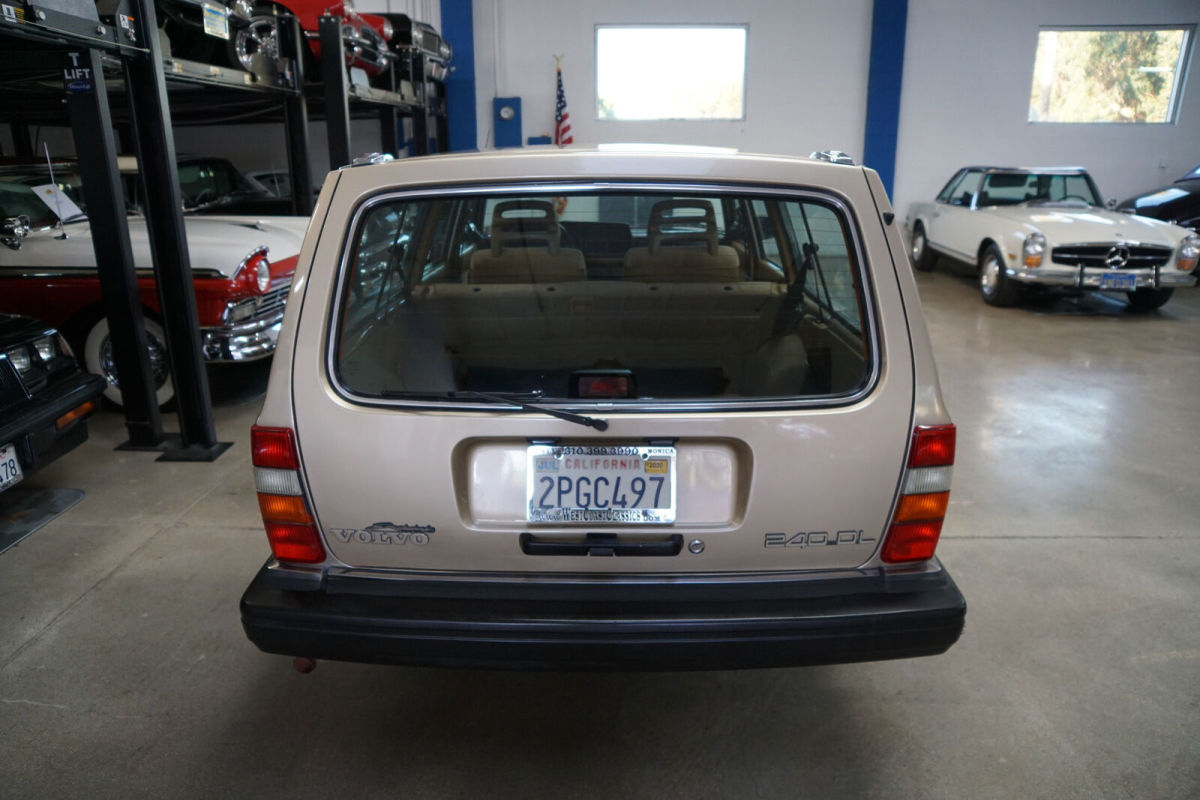 1989 Volvo 240 DL STATION WAGON GL - photo 10