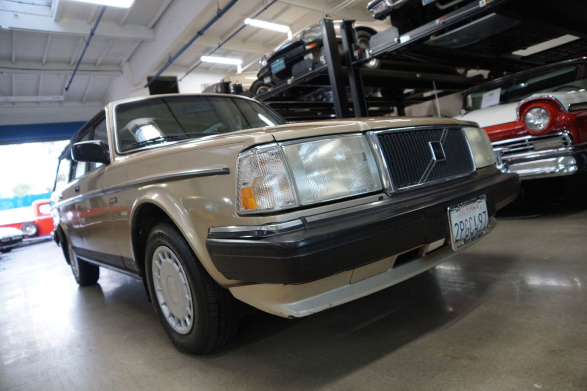 1989 Volvo 240 DL STATION WAGON GL - photo 7