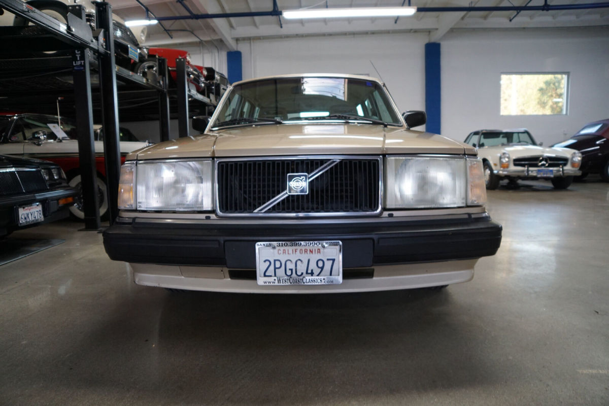 1989 Volvo 240 DL STATION WAGON GL - photo 9