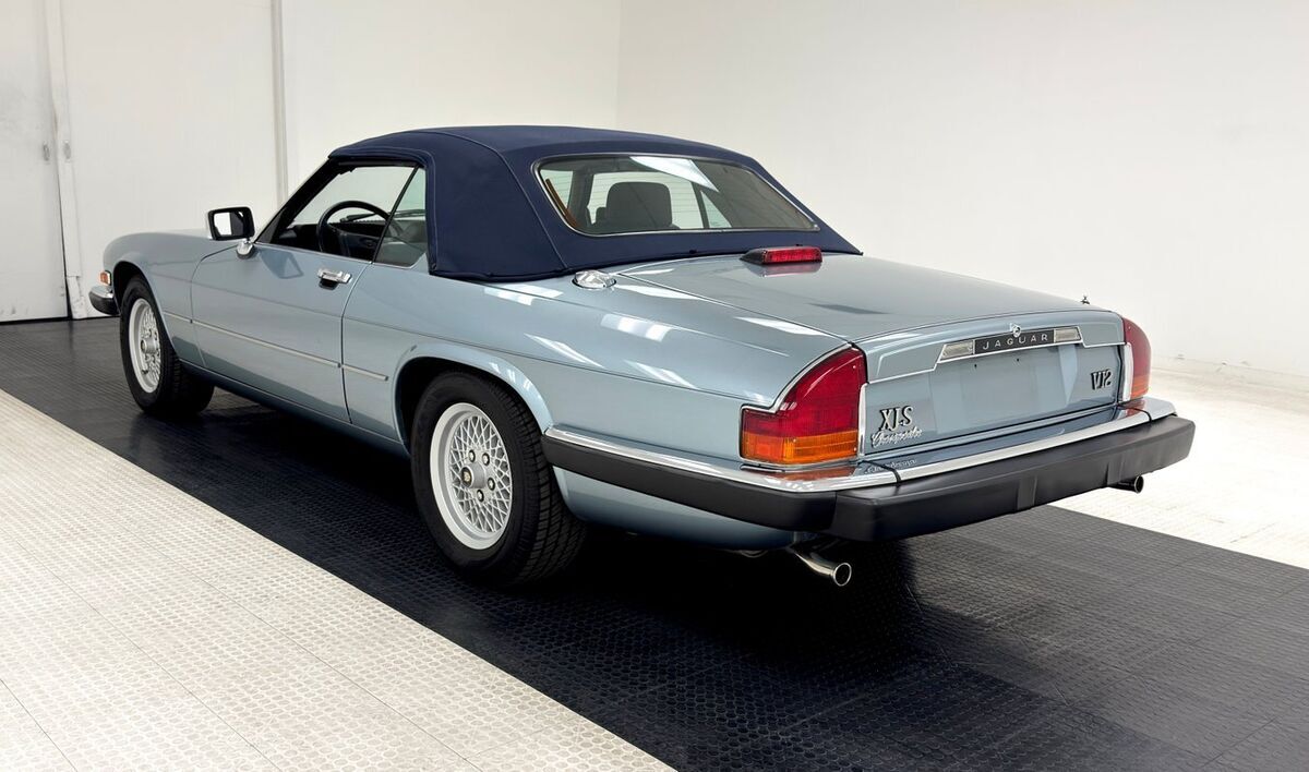 1990 Jaguar XJS V12 Convertible - photo 3
