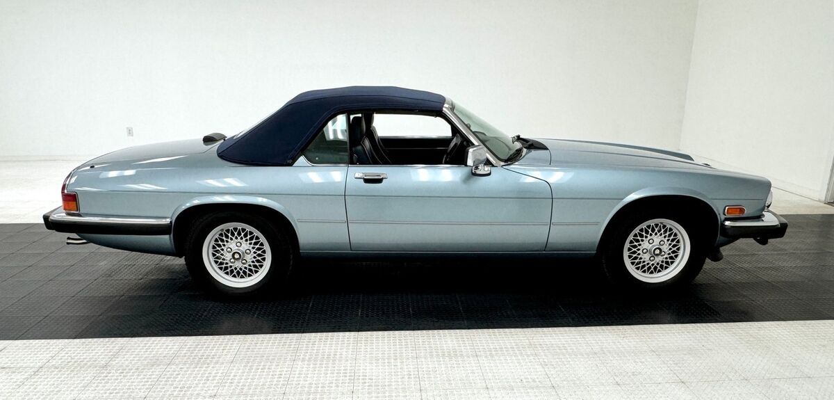 1990 Jaguar XJS V12 Convertible - photo 6