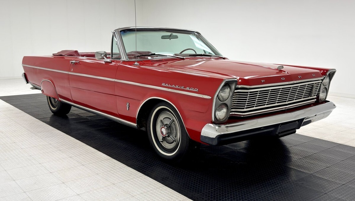 1965 Ford Galaxie 500 Convertible - photo 10