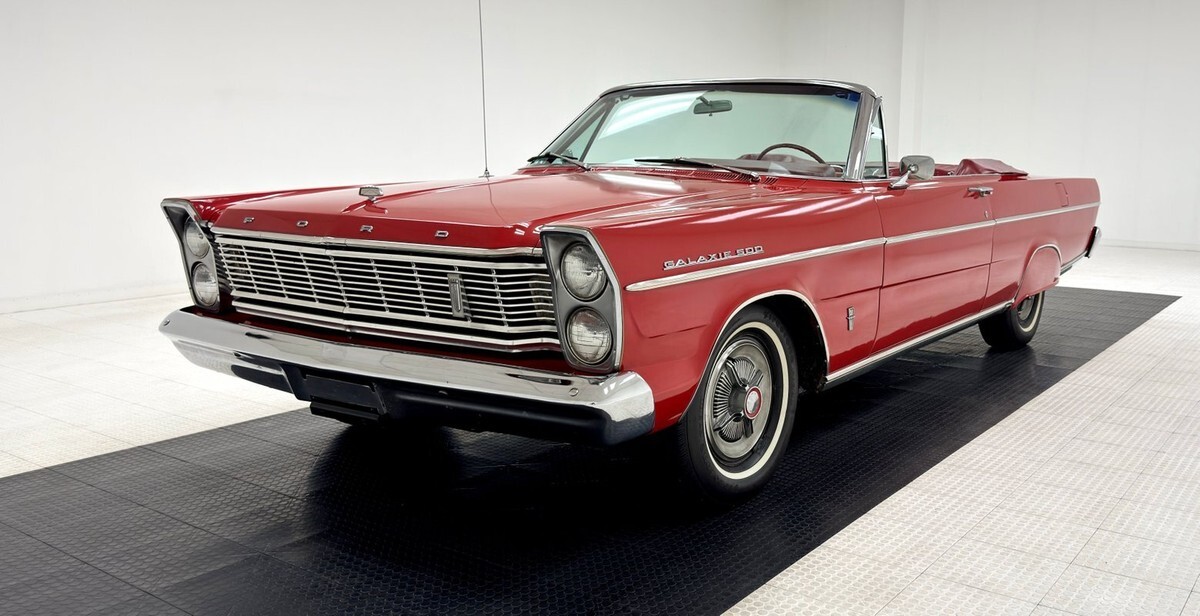 1965 Ford Galaxie 500 Convertible - photo 2