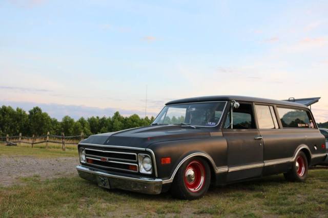 !968 Chevy Suburban 2wd 3 door on Air Ride 1968 Chevrolet Suburban 3 door