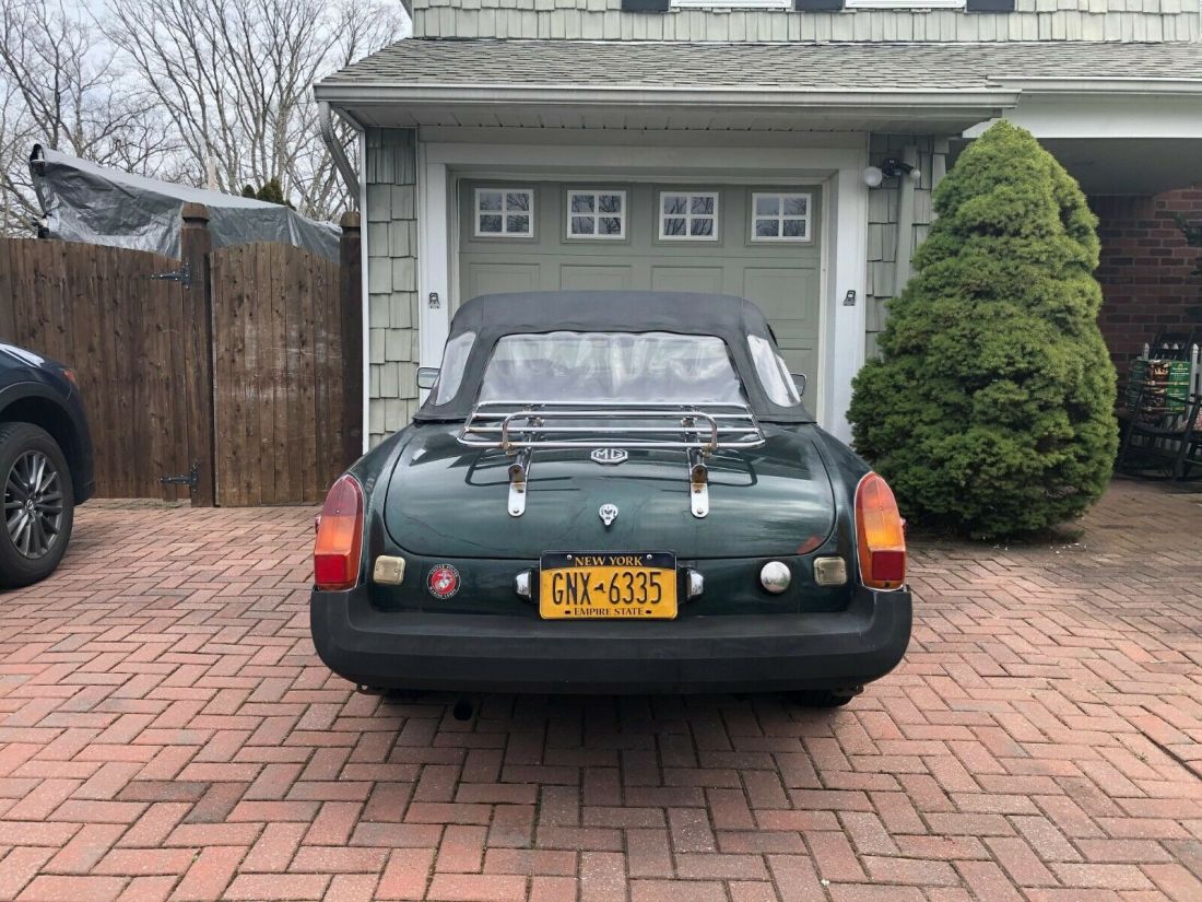 1976 MG MGB - photo 2