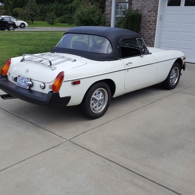 1976 MG MGB - photo 2