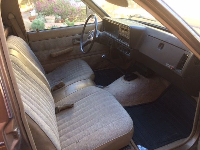 1986 Isuzu PUP Long Bed - photo 5