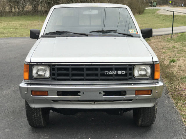 1987 Dodge Other Pickups - photo 2