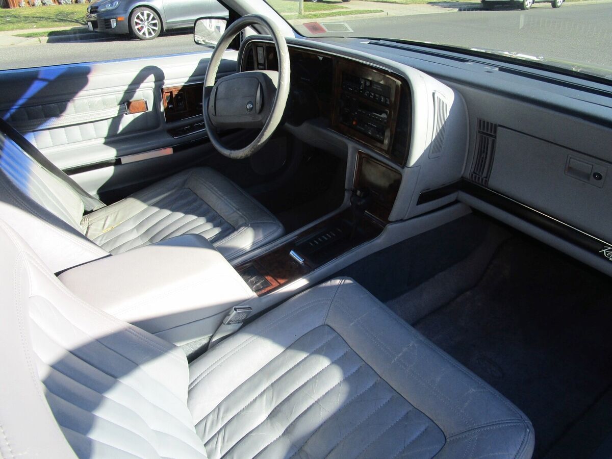 1990 Buick Riviera - photo 3