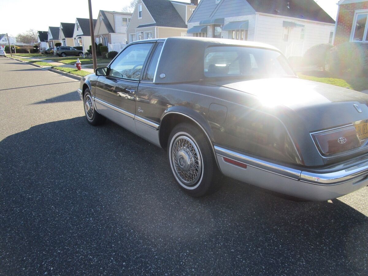 1990 Buick Riviera - photo 5