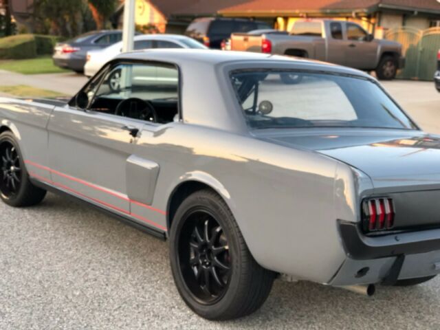 1966 Ford Mustang - photo 2