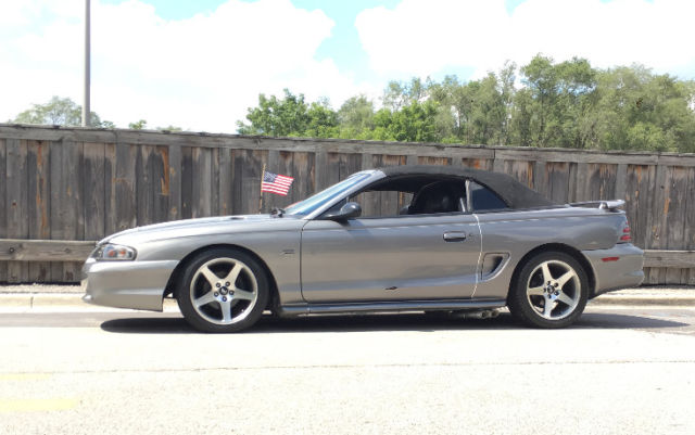 1994 Ford Mustang GT - photo 3