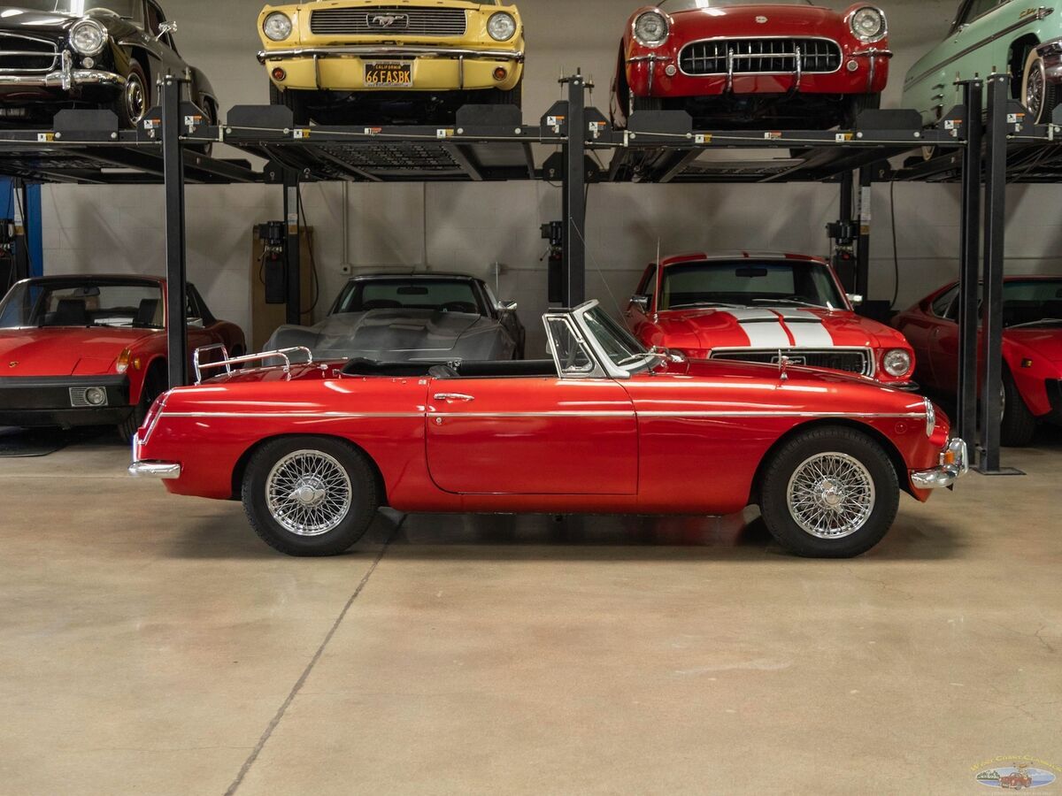 1969 MG MGB Mark II Convertible - photo 3