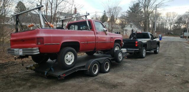9k ORIGINAL MILE 1985 GMC Chevrolet K20 Silverado Scottsdale 4X4 K10 K30 truck 1985 Chevrolet C-10 K20 GMC 9k miles on truck!