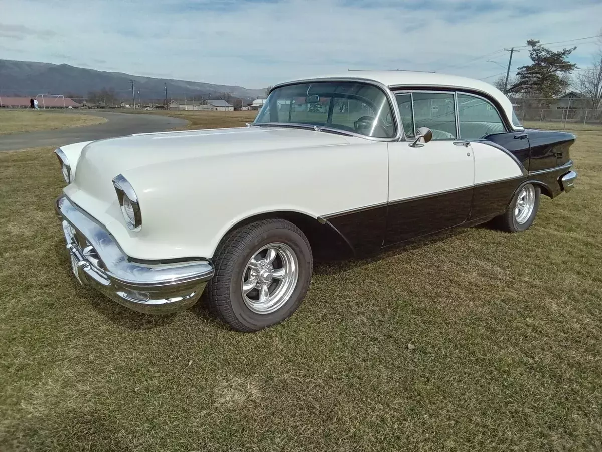 A 15-year restoration and it was done well. 1956 Oldsmobile Supper 88 Holiday
