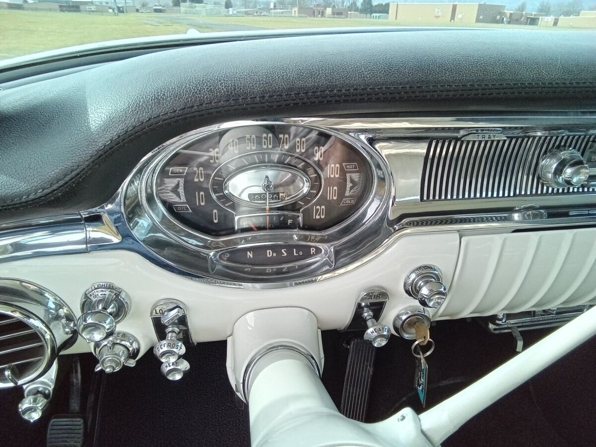 1956 Oldsmobile Supper 88 Holiday - photo 11