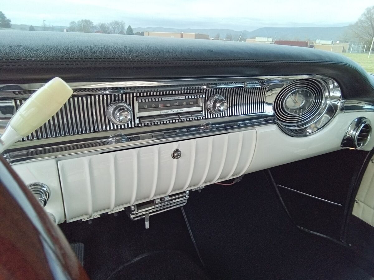 1956 Oldsmobile Supper 88 Holiday - photo 12