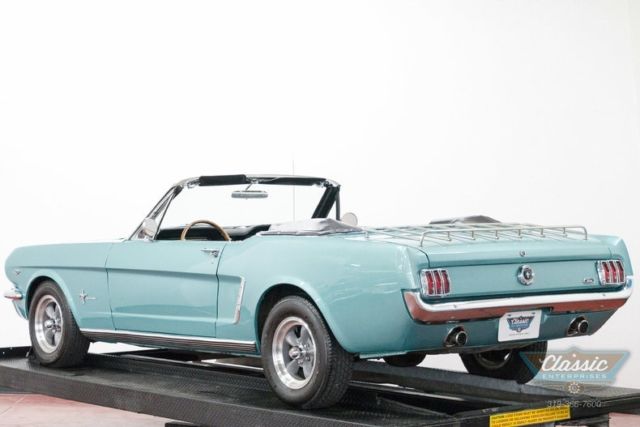1965 Ford Mustang convertible show ready and correct to original - photo 11