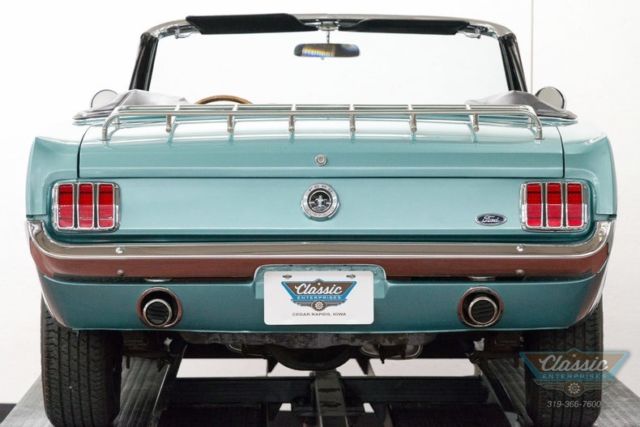1965 Ford Mustang convertible show ready and correct to original - photo 4