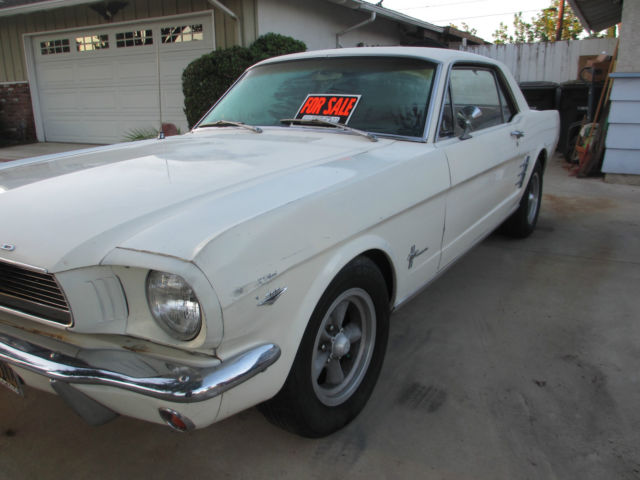 1966 Ford Mustang - photo 2
