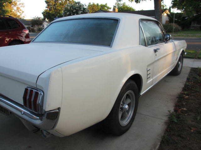 1966 Ford Mustang - photo 3