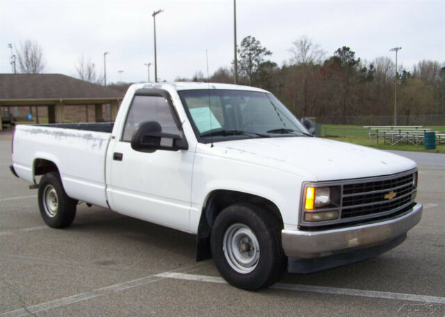 A FUEL INJ GREAT VALUE REG CAB BASE CHEYENNE CHEVY NOT SILVERADO GMC HIGH SIERRA 1988 Chevrolet C/K Pickup 1500 1-OWNER 154K 4.3L V6 COLD AC SOLID SOUTHERN RIG