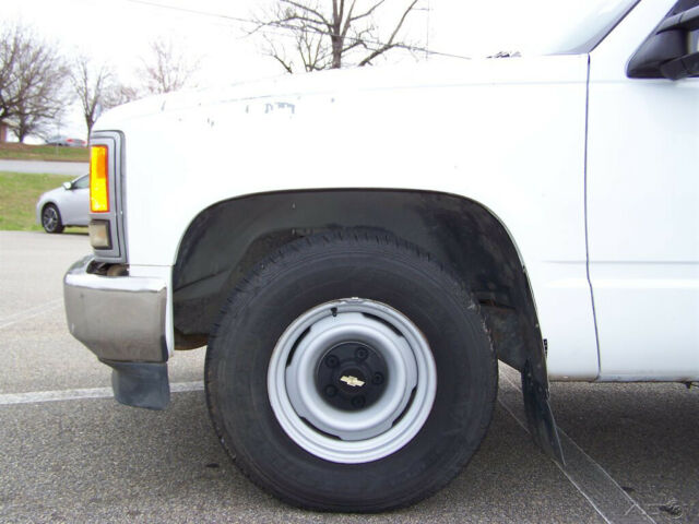 1988 Chevrolet C/K Pickup 1500 1-OWNER 154K 4.3L V6 COLD AC SOLID SOUTHERN RIG - photo 11