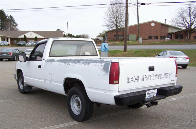1988 Chevrolet C/K Pickup 1500 1-OWNER 154K 4.3L V6 COLD AC SOLID SOUTHERN RIG - photo 4