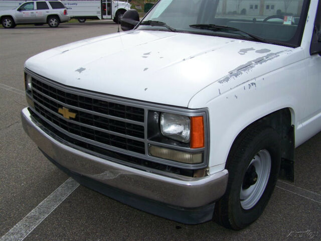 1988 Chevrolet C/K Pickup 1500 1-OWNER 154K 4.3L V6 COLD AC SOLID SOUTHERN RIG - photo 9