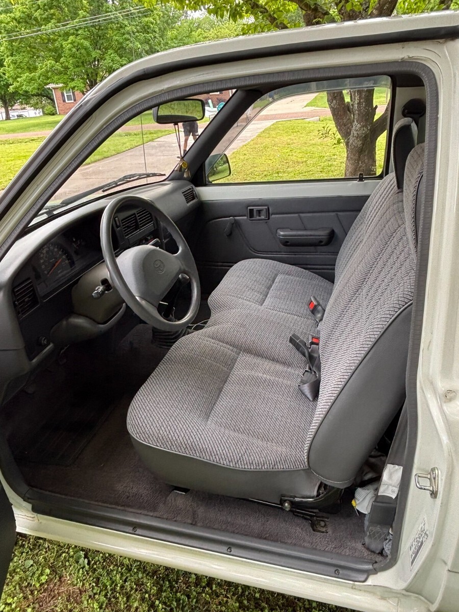 1993 Toyota Pickup - photo 13