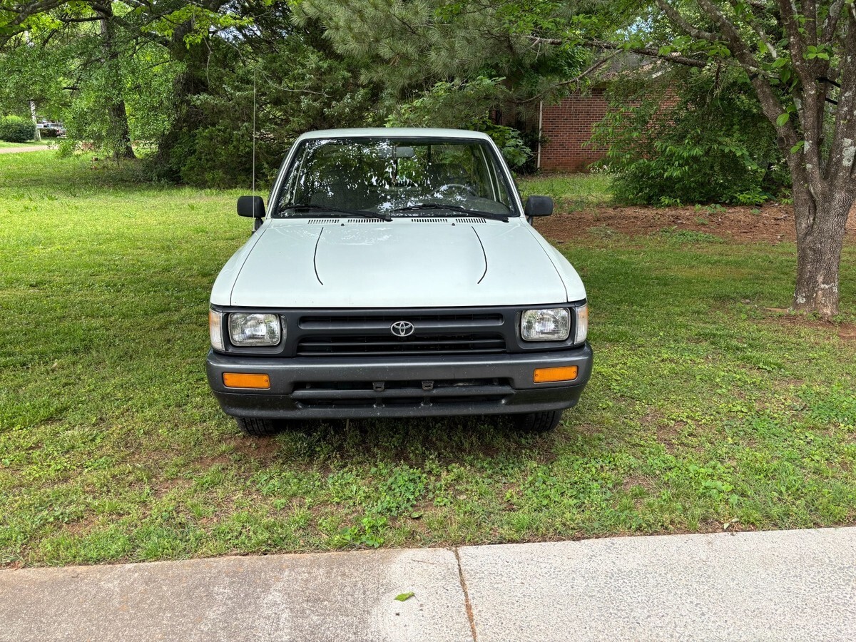 1993 Toyota Pickup - photo 3
