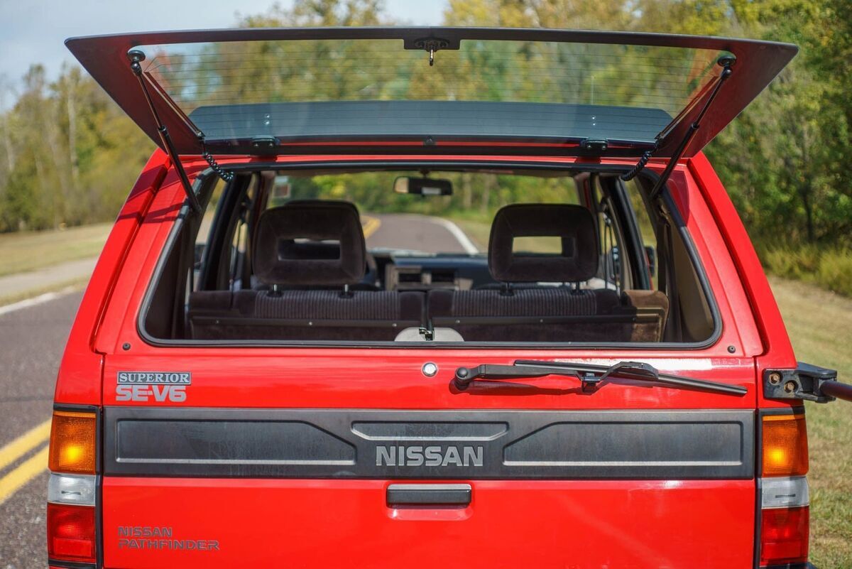 1991 Nissan Pathfinder 4x4 SE - photo 12