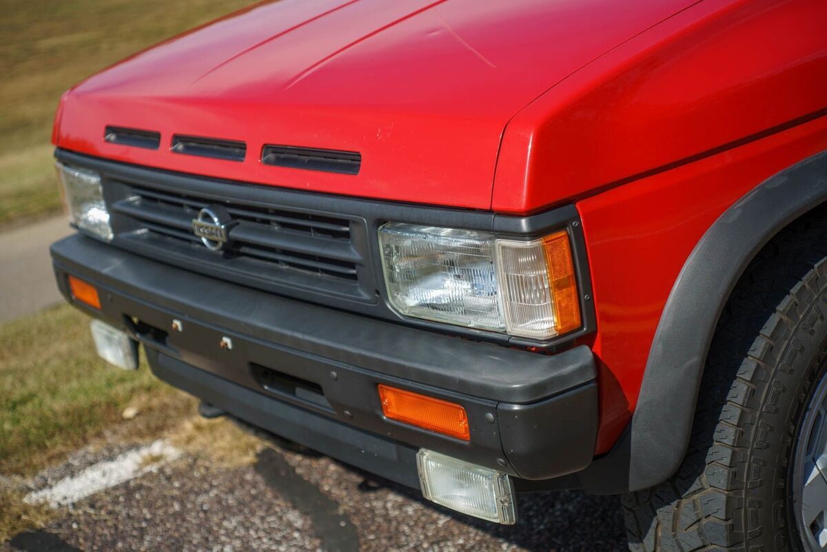 1991 Nissan Pathfinder 4x4 SE - photo 13