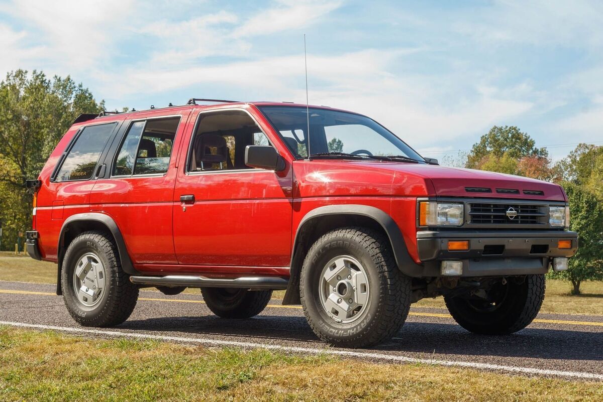 1991 Nissan Pathfinder 4x4 SE - photo 2
