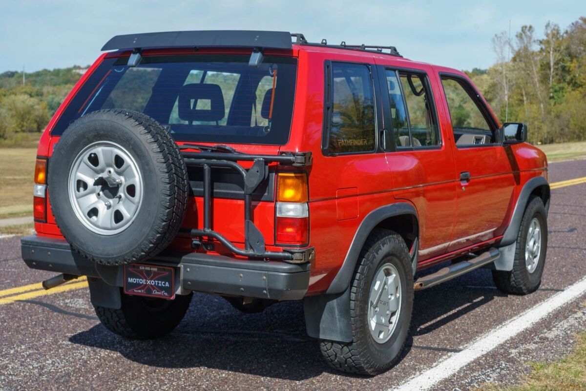 1991 Nissan Pathfinder 4x4 SE - photo 7